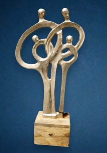 scultura in ferro da tavolo la famiglia